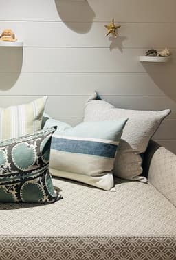 Chalk Dust thumbnail 4